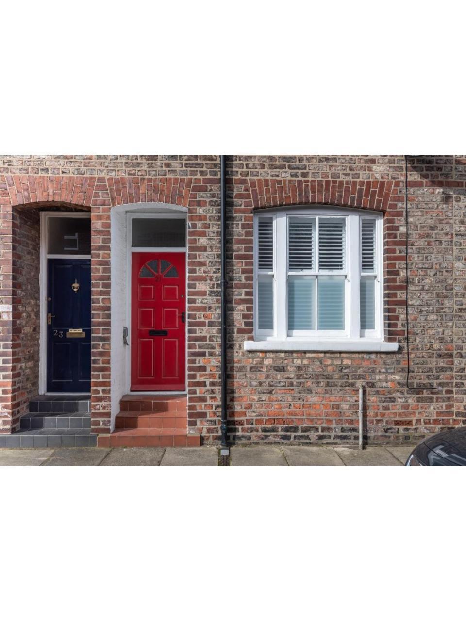 Bright & Beautiful Period - Pass The Keys Apartment York