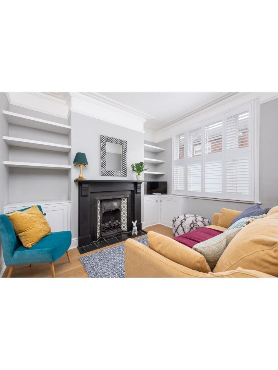 Bright & Beautiful Period - Pass The Keys Apartment *